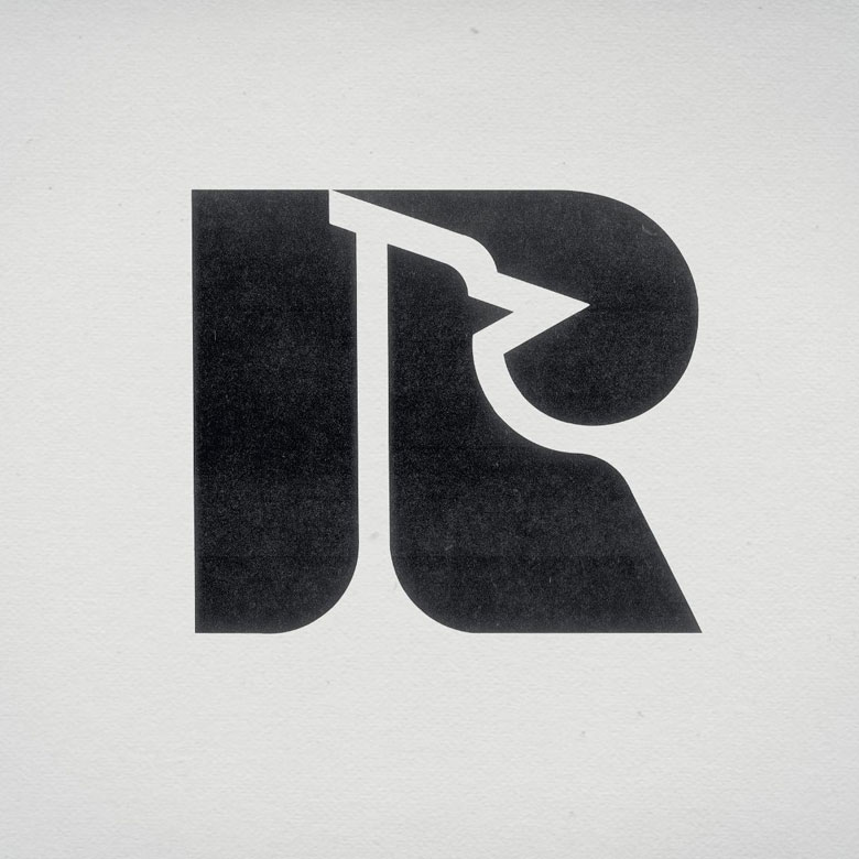 portfolio-logo-04